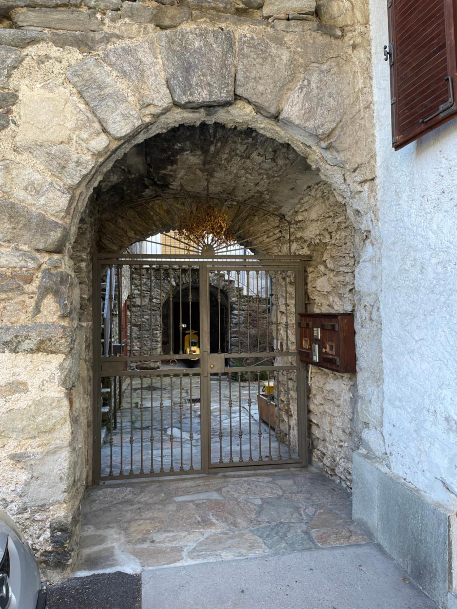 La Maison De Sara Pont-Saint-Martin Exterior foto